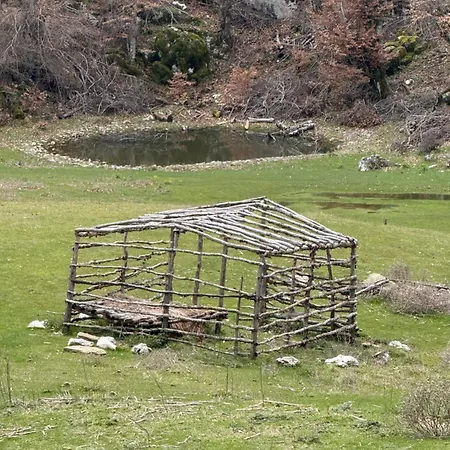 Deluis Appartement Gramsh