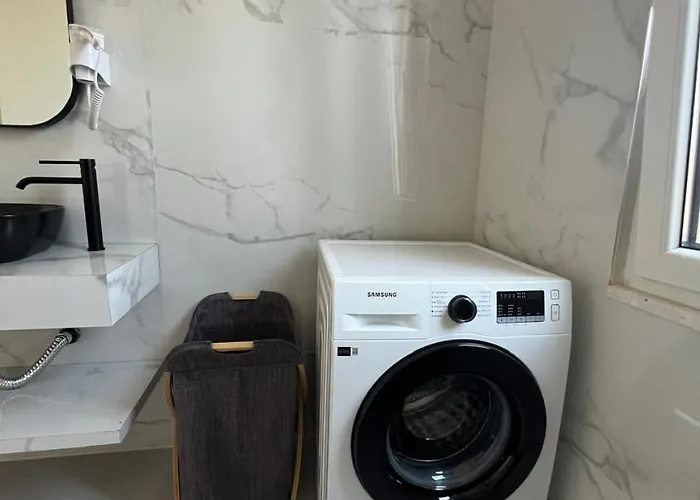 Deluis 公寓 Gramsh