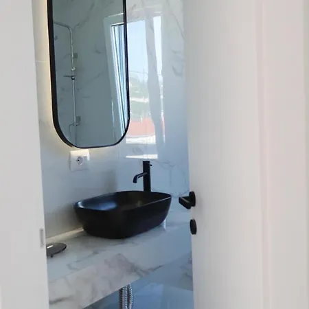 Deluis Apartment *