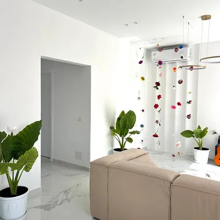 Apartment Deluis Gramsh